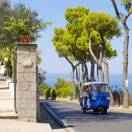 Villa Penthouse Donna Carmela