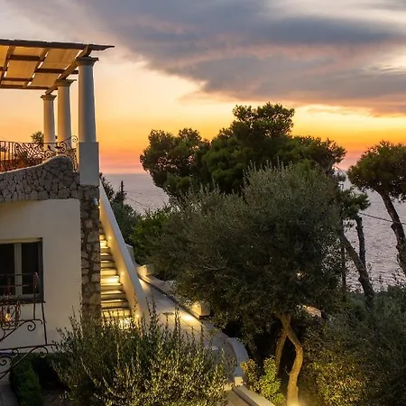 Villa Penthouse Donna Carmela *